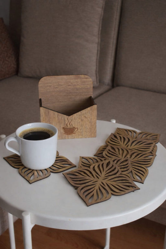 6'lı Lotus Çiçek Desenli Ahşap Bardak Altlığı Seti Standlı